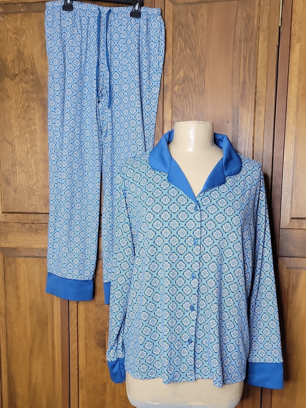 Flora Nikrooz Lounge Wear Pajama Set Sz L